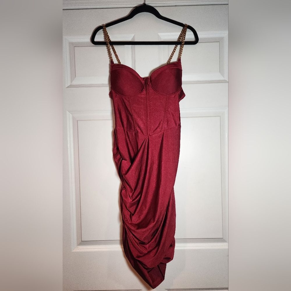 Shein Burgundy Red Padded Ruched Fitted Dress With Gold Chain Colored Straps L